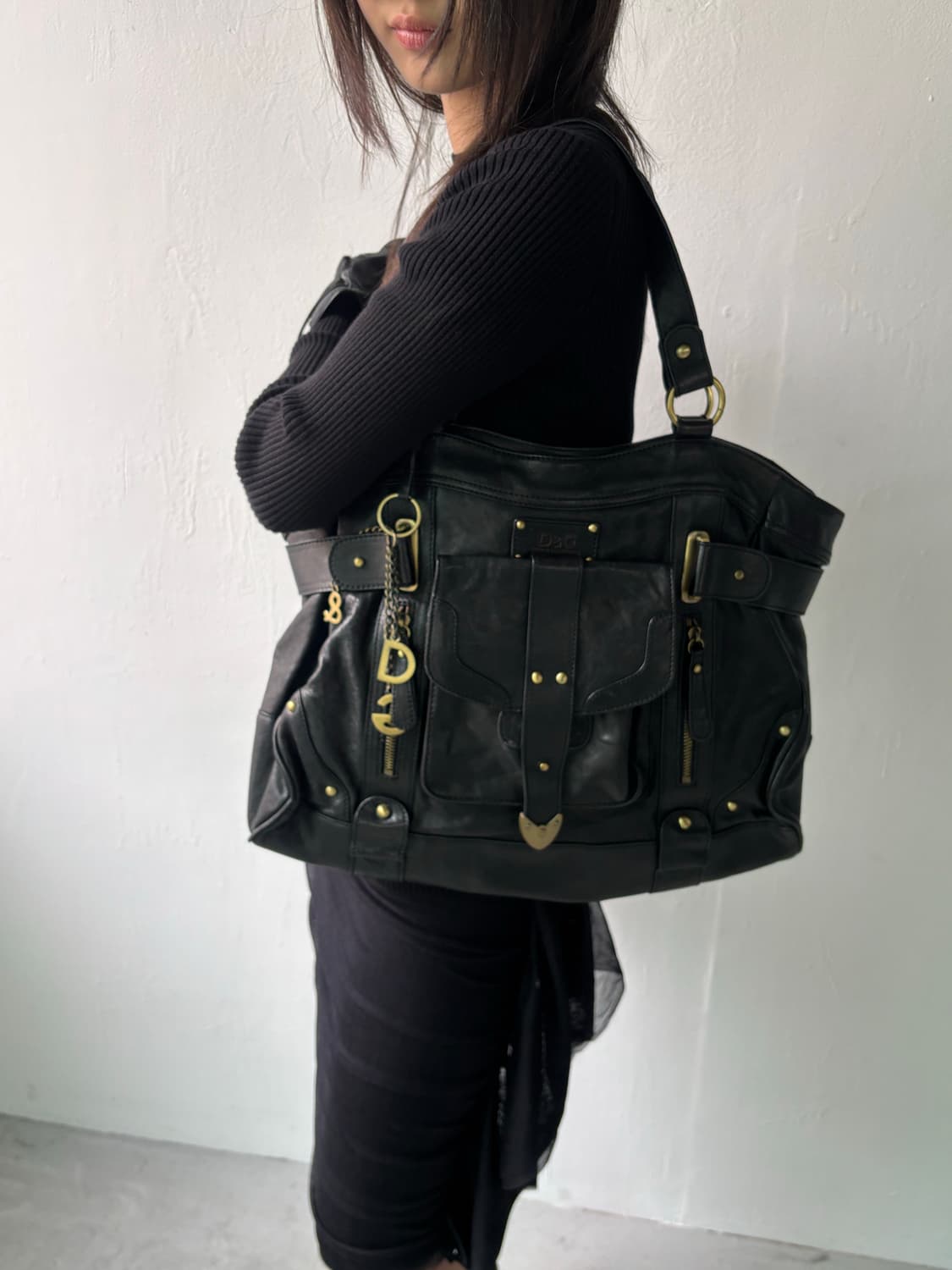 돌체앤가바나 레더 숄더백 상품이미지1