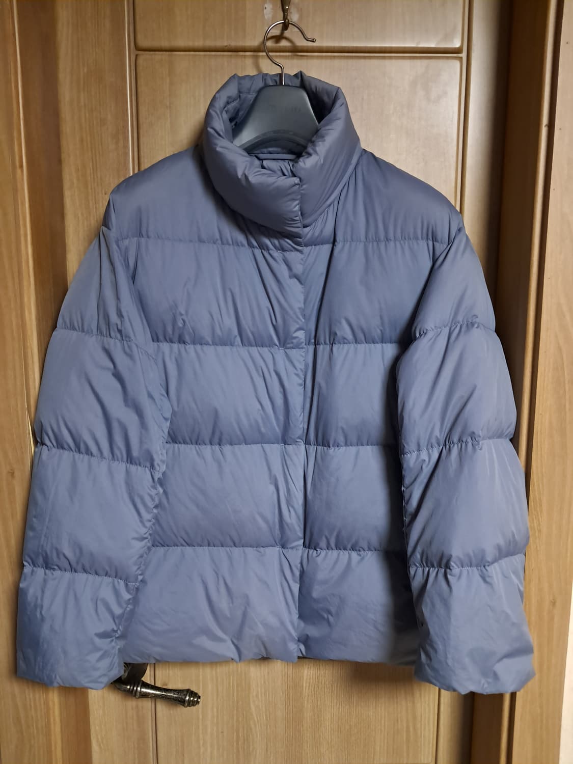 유니클로 여성 경량 패딩 M 상품이미지1