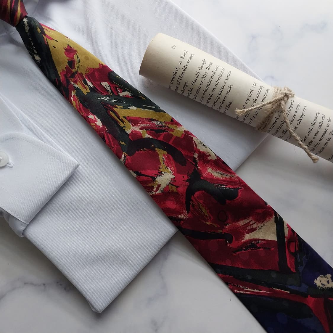 미쏘니 실크 멀티 컬러 아트 패턴 넥타이 9.2cm A+등급 K1799
 상품이미지7