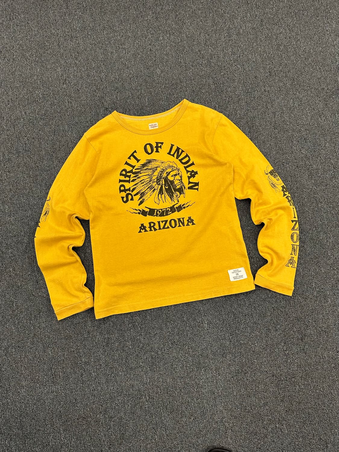 36)반스 아웃피터스 빈티지 그래픽 옐로우 롱슬리브 상품이미지3