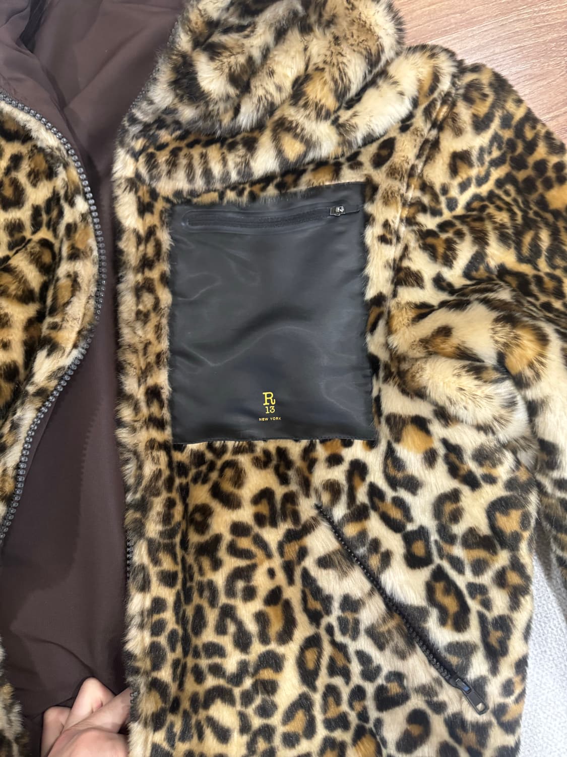 r13 레오파드 리버시블 퍼 봄버 상품이미지10