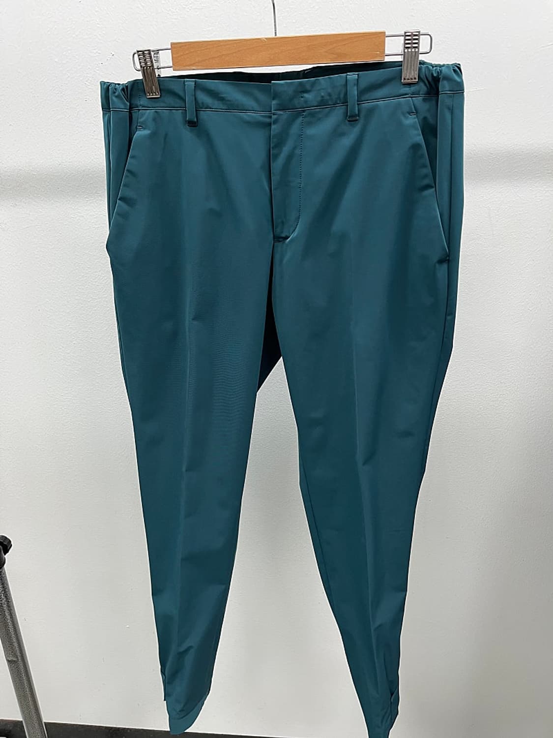 32) 프라다 리나일론 벨크로 팬츠  상품이미지2