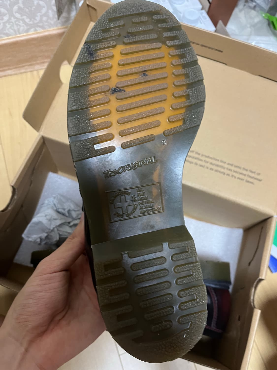 닥터마틴 아드리안 체리레드 260 상품이미지3