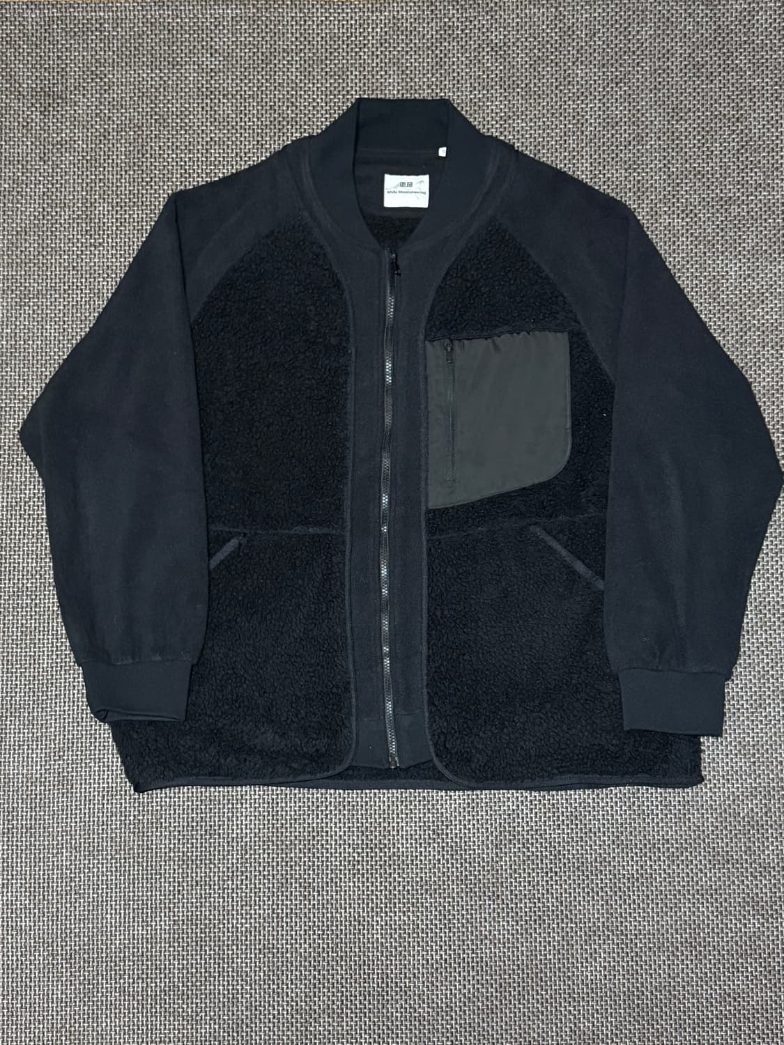 유니클로 X 화이트 마운티니어링 오버핏 플리스 상품이미지1