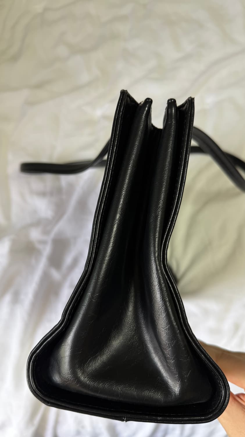 스탠드오일 Oblong Bag 블랙 숄더백 상품이미지2