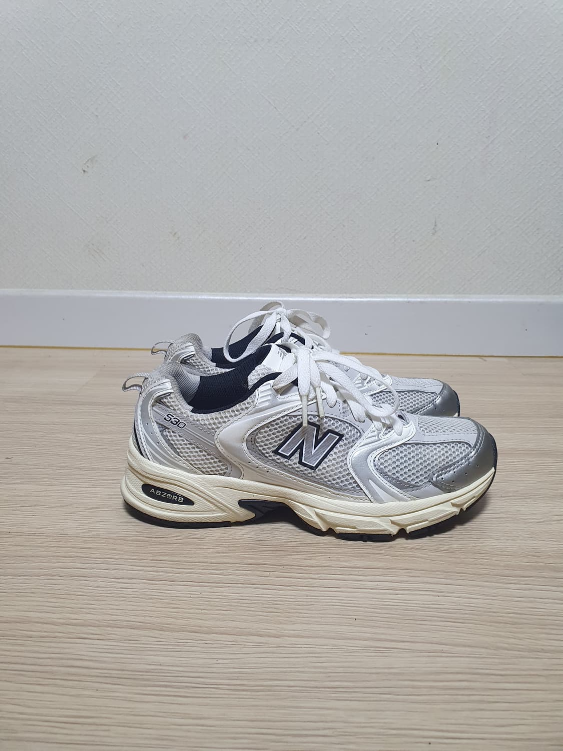 뉴발란스 530 운동화 245 상품이미지1