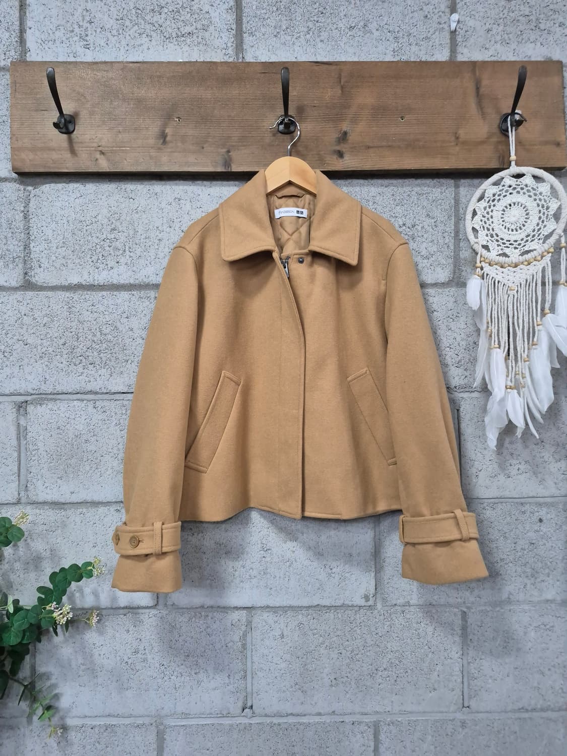 유니클로 JW 앤더슨 울블랜드 숏코트 상품이미지1