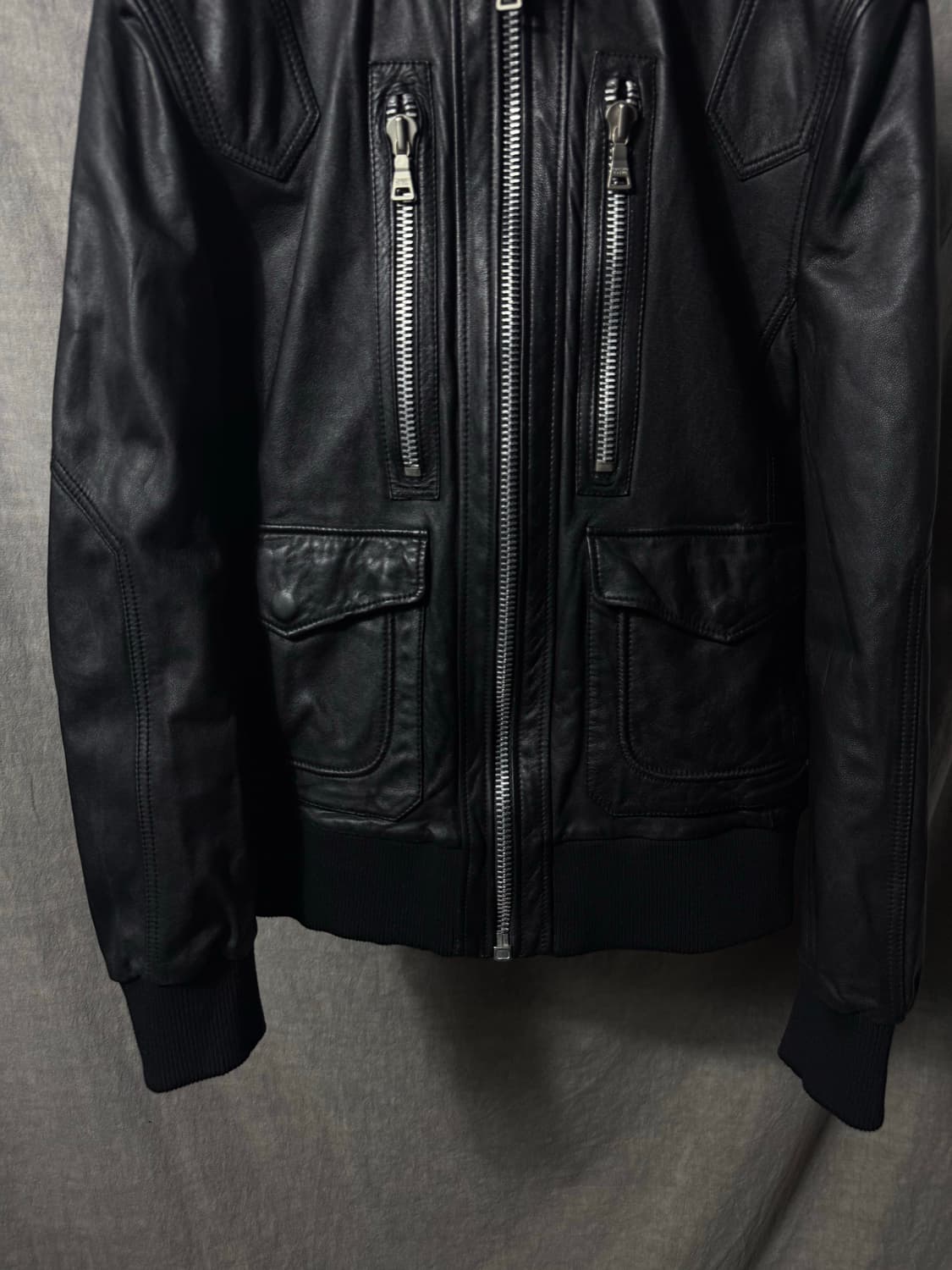 Dressed To Kill Leather Bomber Jacket   상품이미지4