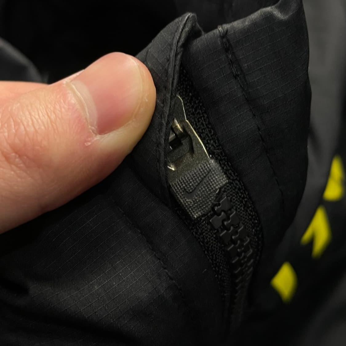 105 나이키 토탈90 경량패딩  상품이미지6