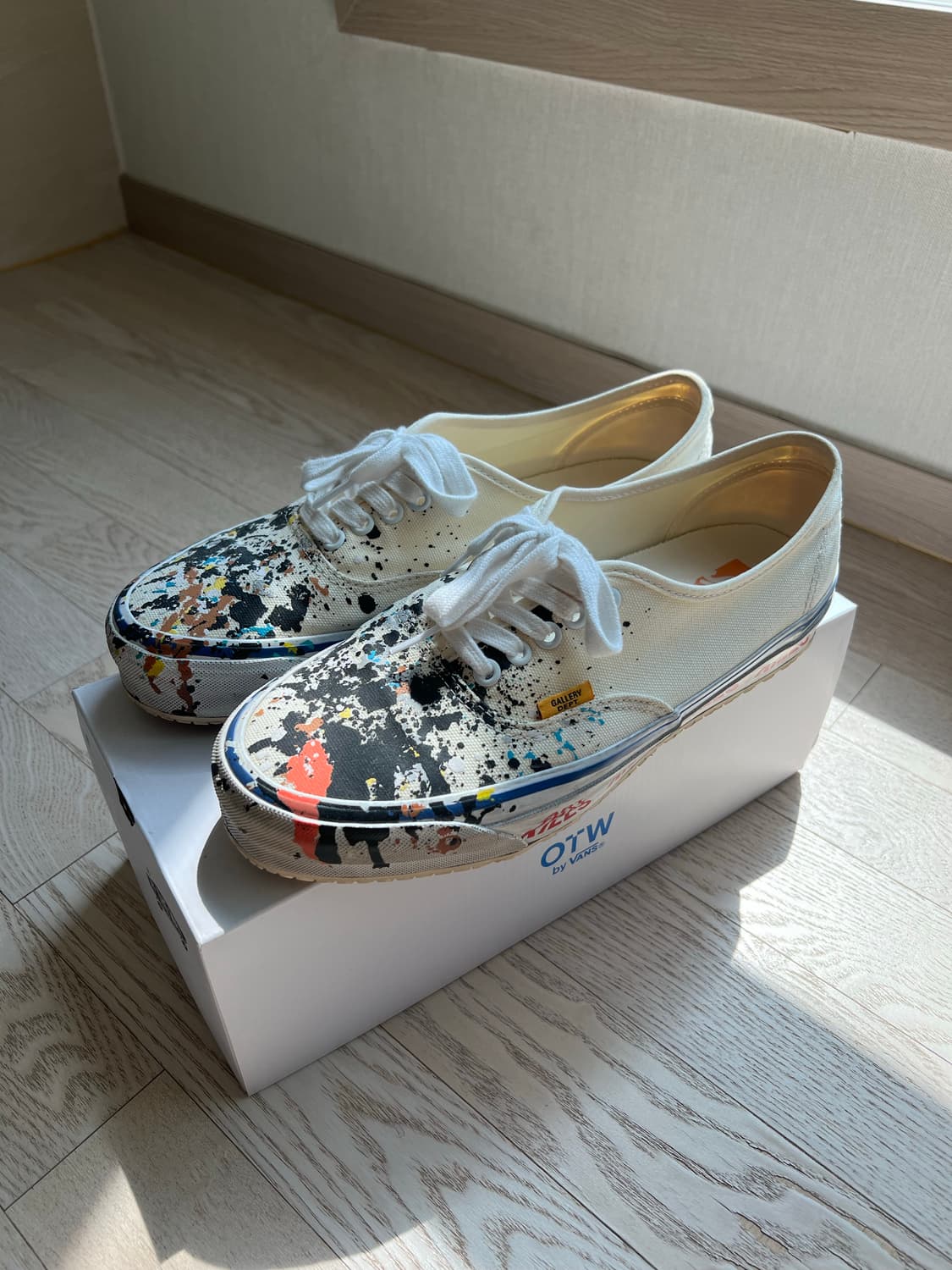 [275] 갤러리디파트먼트 반스 상품이미지1