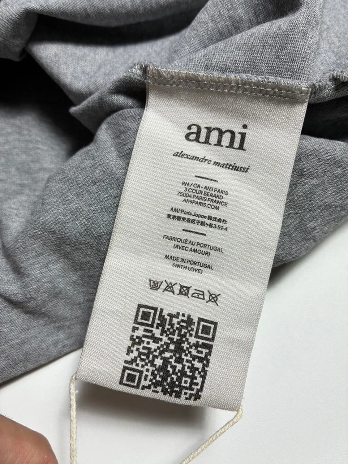 아미 AMI 스몰 하트 로고 코튼 반팔 티셔츠 R1138 상품이미지8