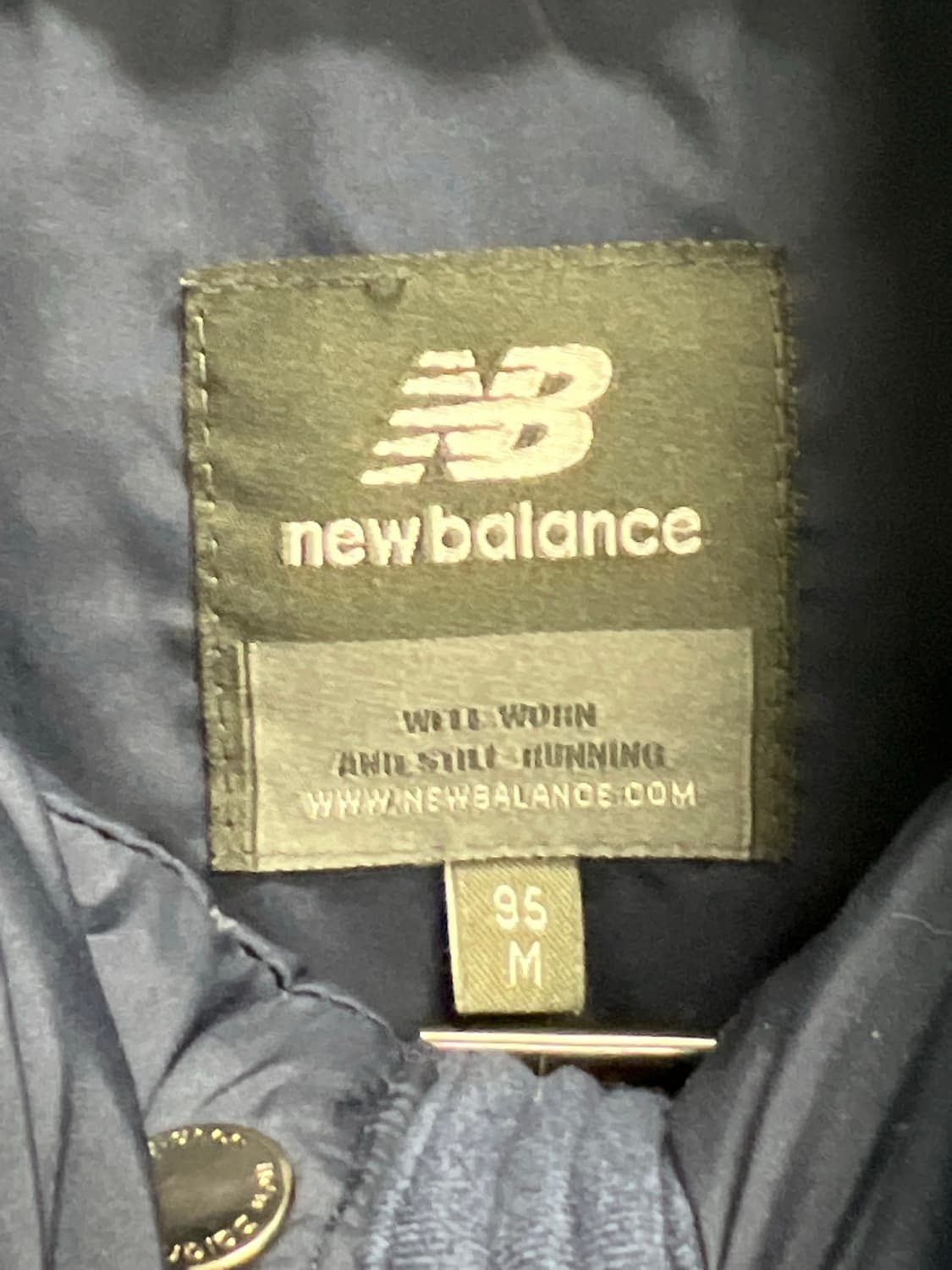 뉴발란스 덕다운 숏 패딩 자켓 네이비  상품이미지4