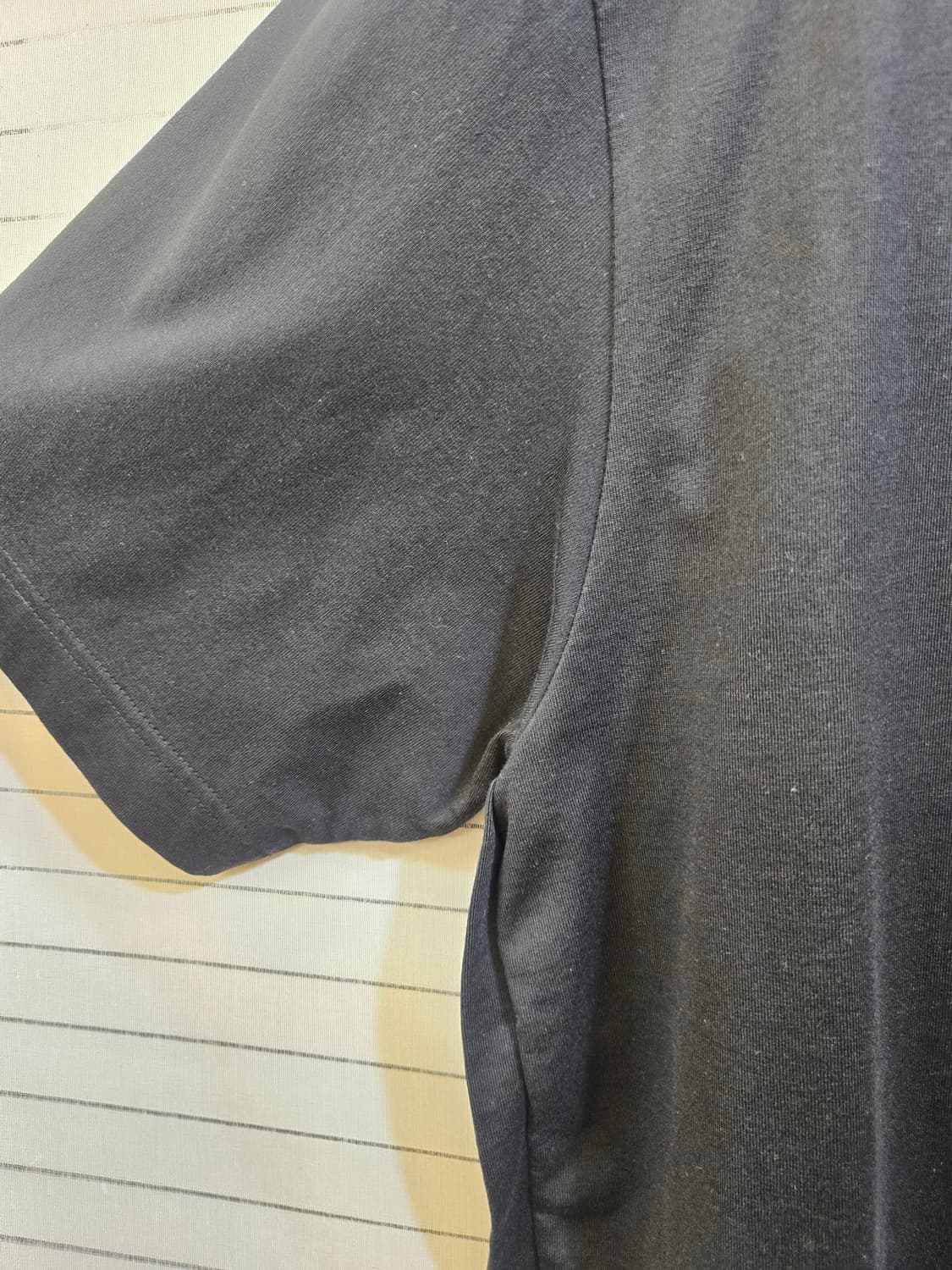 솔리드옴므 레이어드 반팔 티셔츠 블랙 상품이미지8