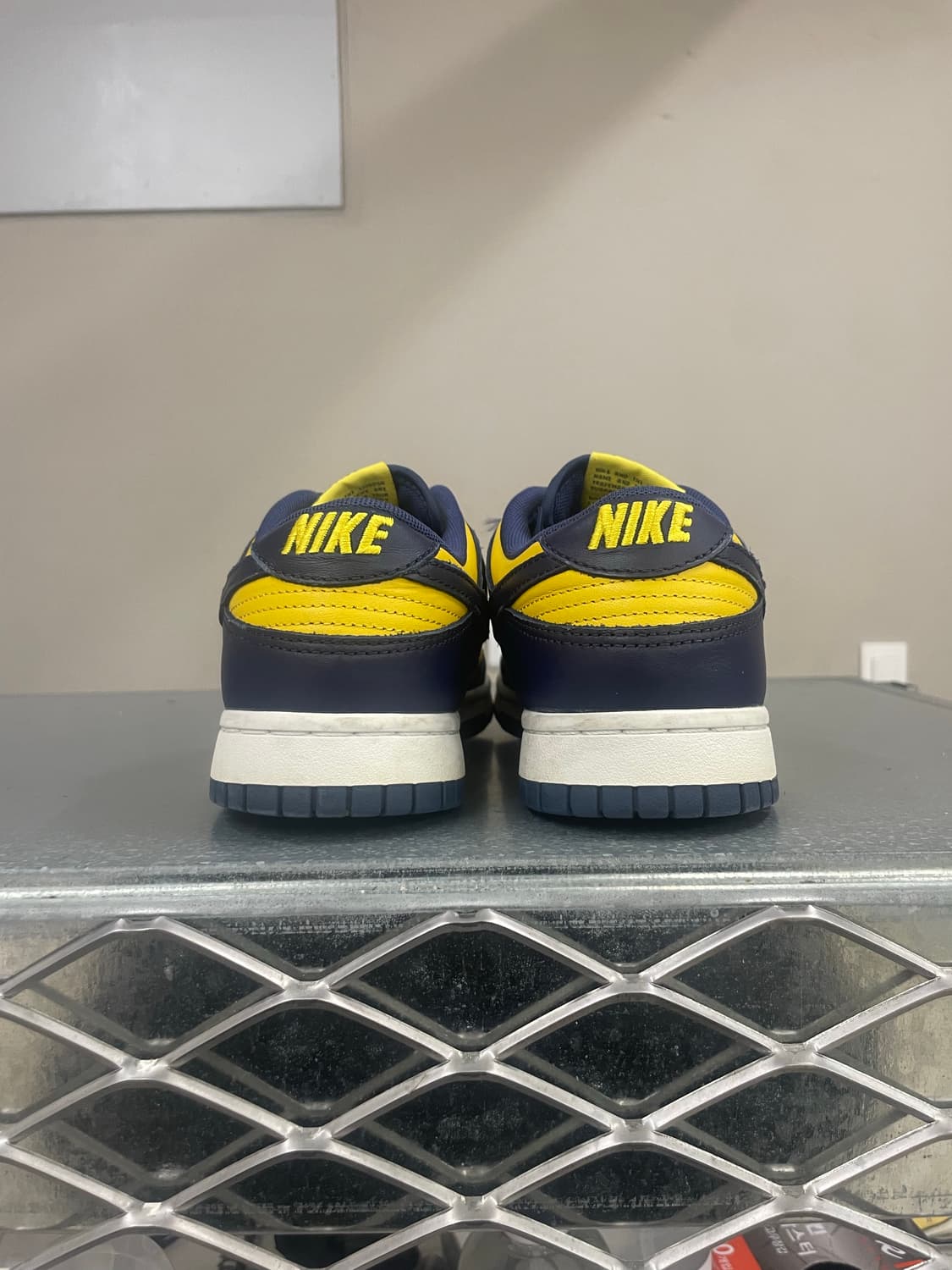 나이키 덩크 로우 레트로 바시티 메이즈 260 상품이미지3