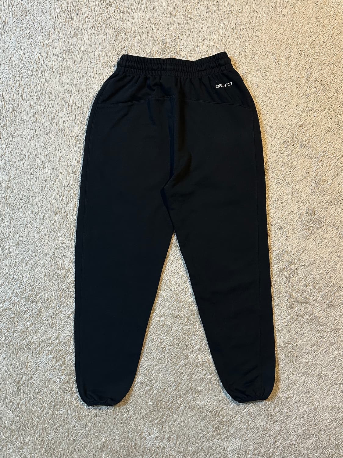 나이키 NIKE 신형 드라이핏 스탠다드 이슈 조거 팬츠 블랙 상품이미지3