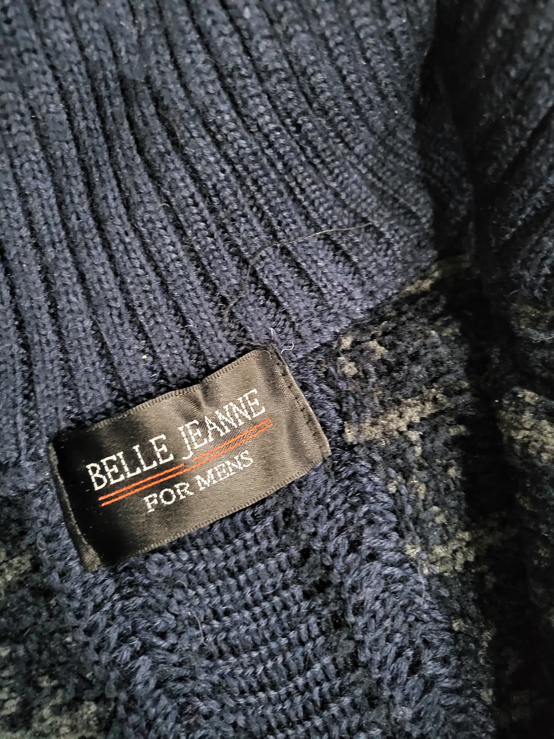 Belle Jeanne 하프집업 패턴 니트 (네이비) 상품이미지4