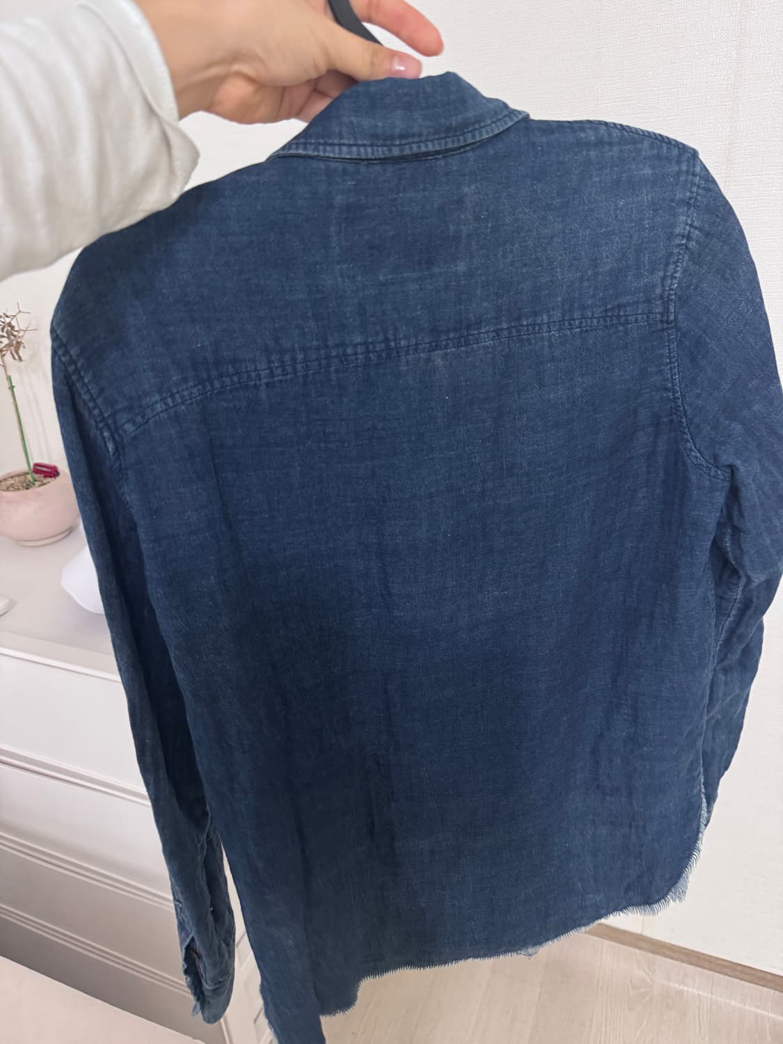 모노크롬 인디고 워시드 셔츠 상품이미지6
