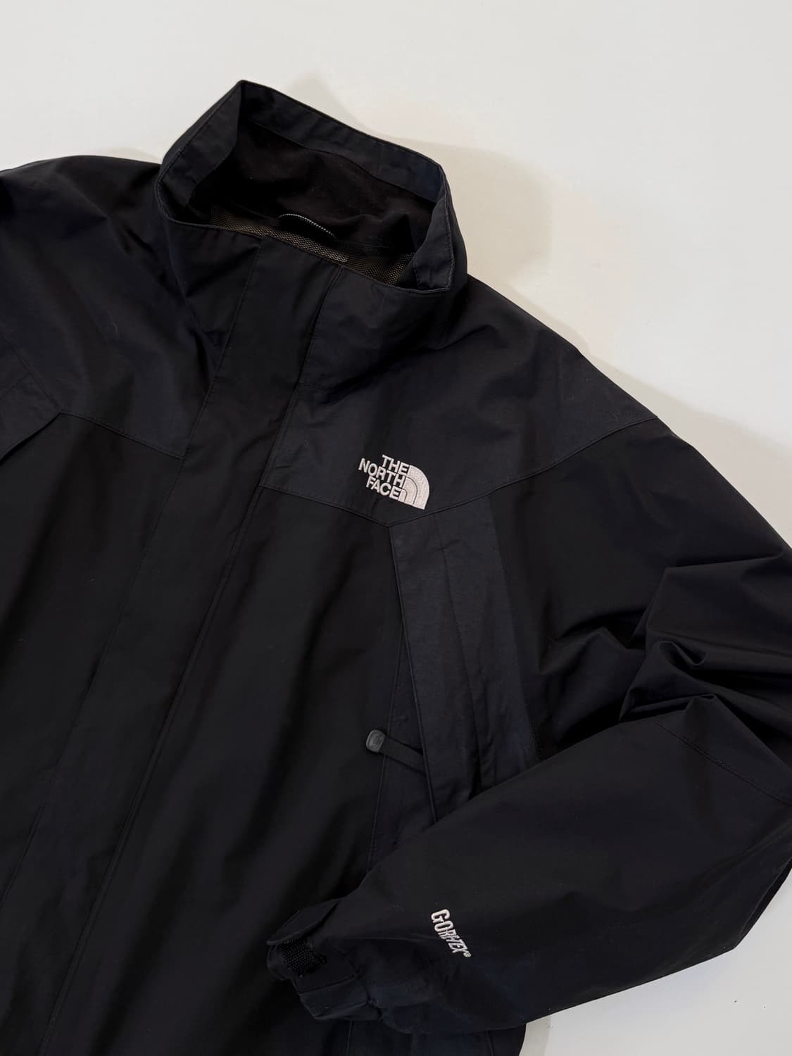 노스페이스 00‘s 루즈핏 블랙 고어텍스 투웨이 자켓 상품이미지2