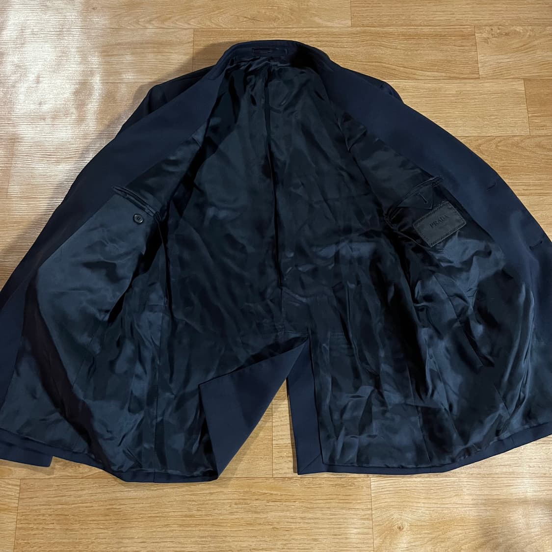 [97] (새상품) 프라다 자켓 상품이미지7