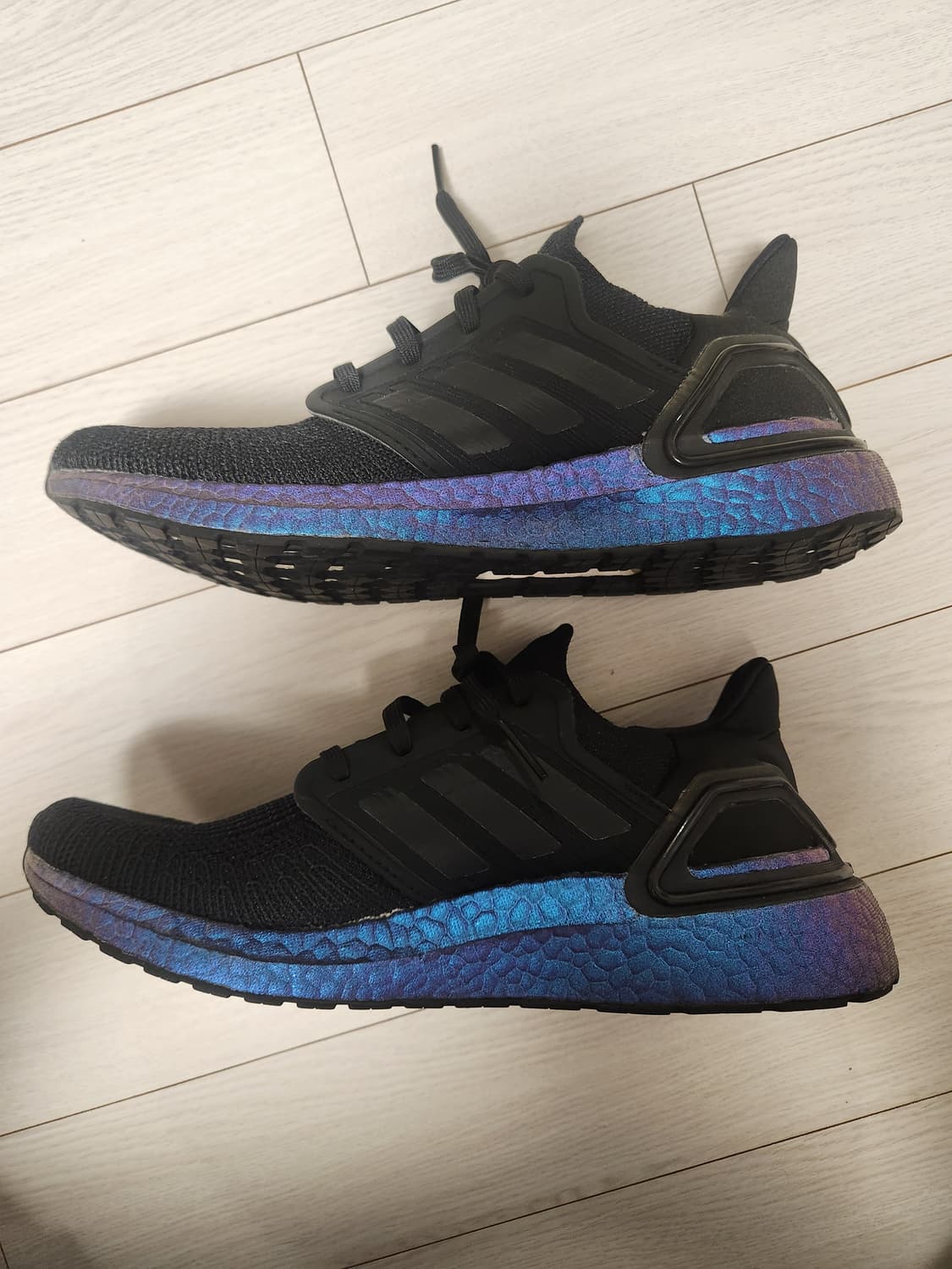 아디다스 운동화 울트라부스트 20 EG1341 러닝화 남녀공용 사이즈26 상품이미지5