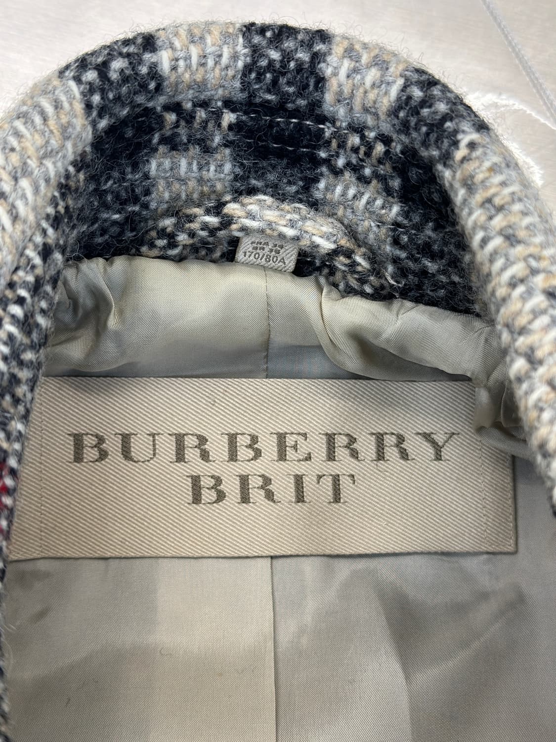 버버리 브릿 노바체크 벨티드 울 코트  상품이미지8