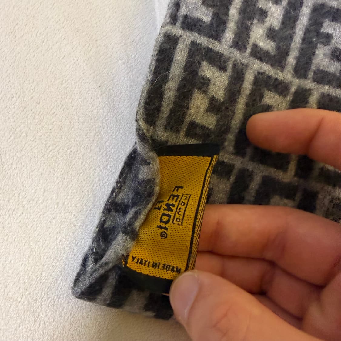 펜디 정품 자카드 모노그램 울 머플러 상품이미지2