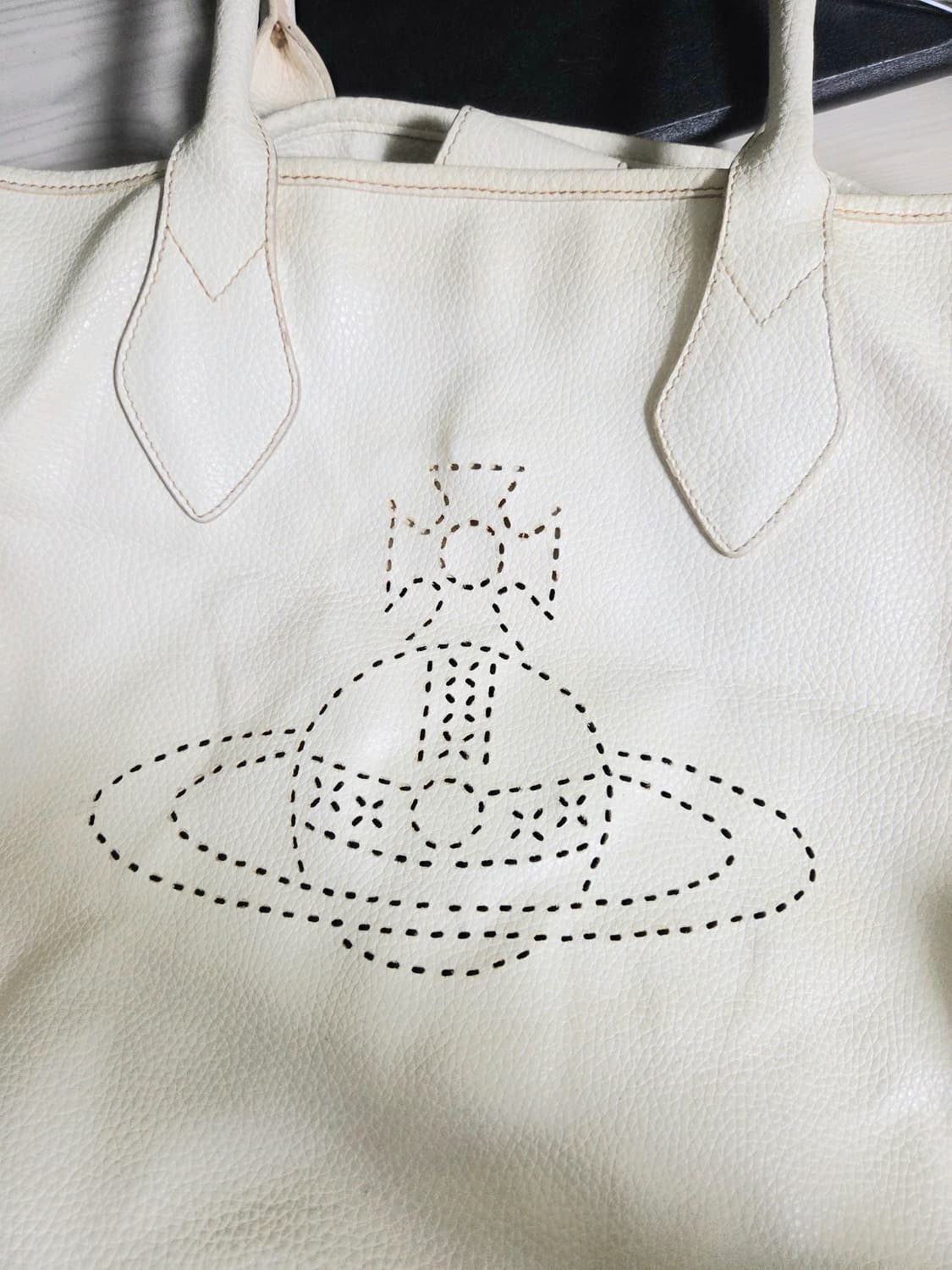 비비안웨스트우드 토트백 상품이미지2