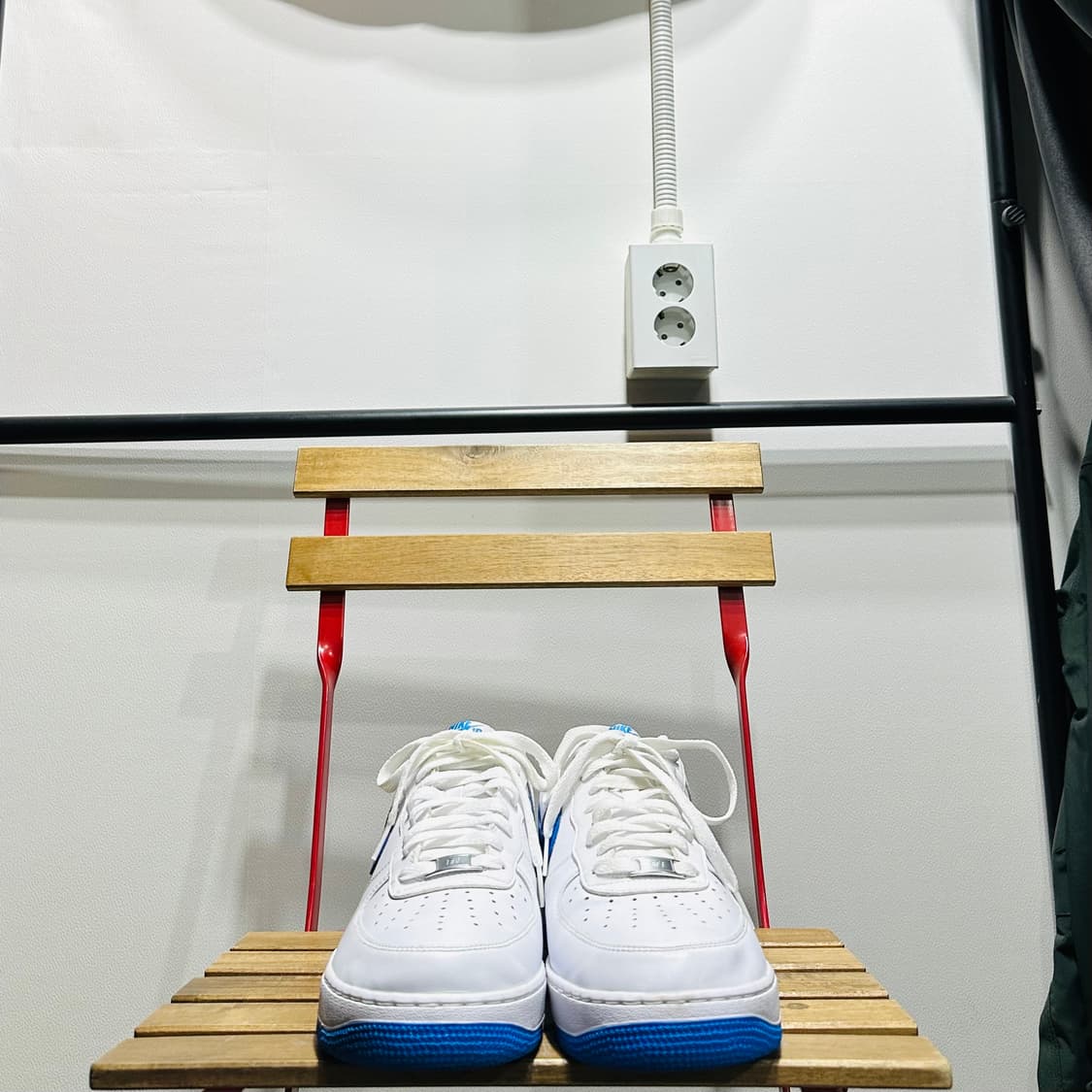 300) 나이키 운동화 남성 남자 신발 에어포스1 흰/파 상품이미지2