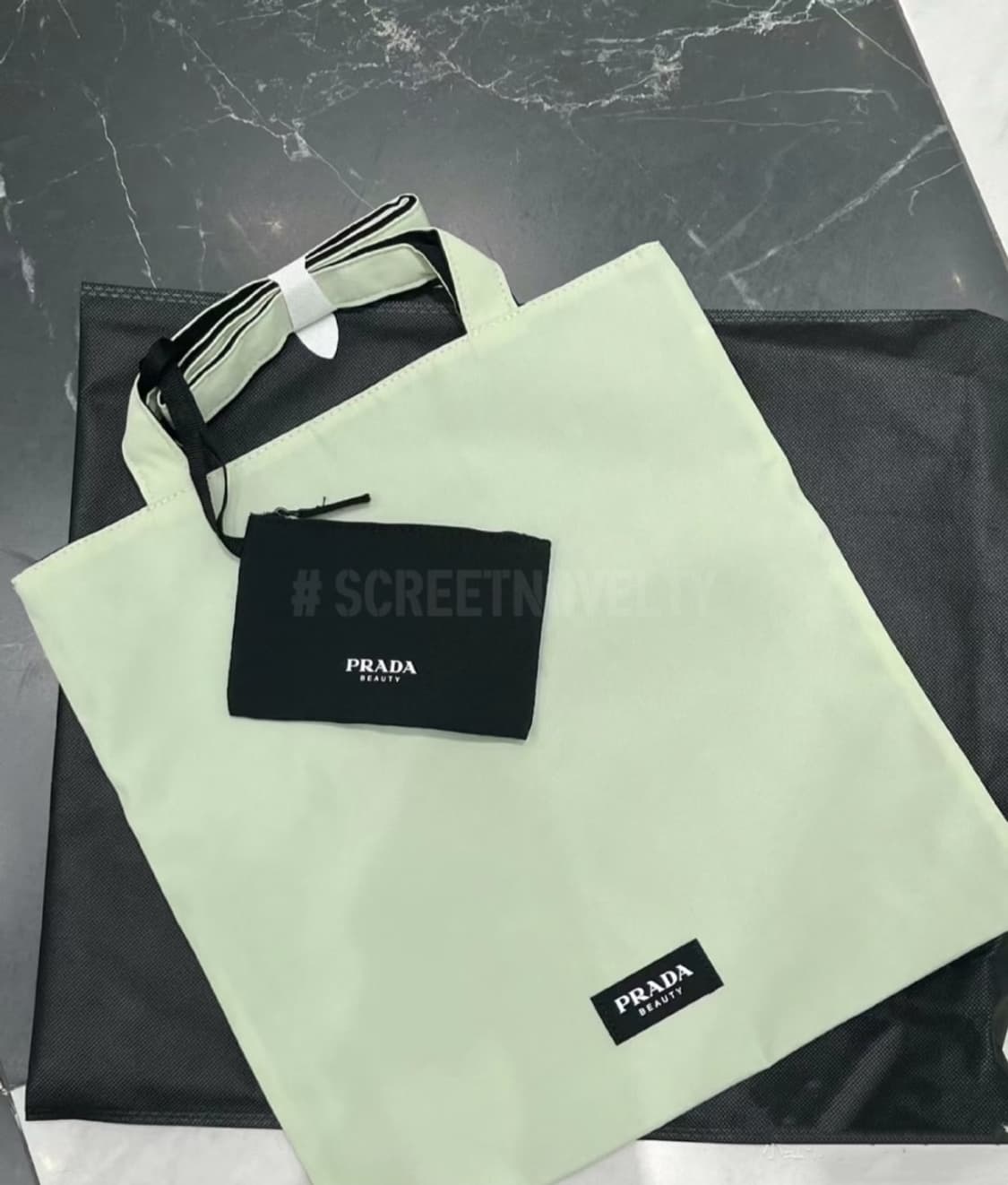  프라다뷰티 양면 에코백 & 파우치 세트  상품이미지7