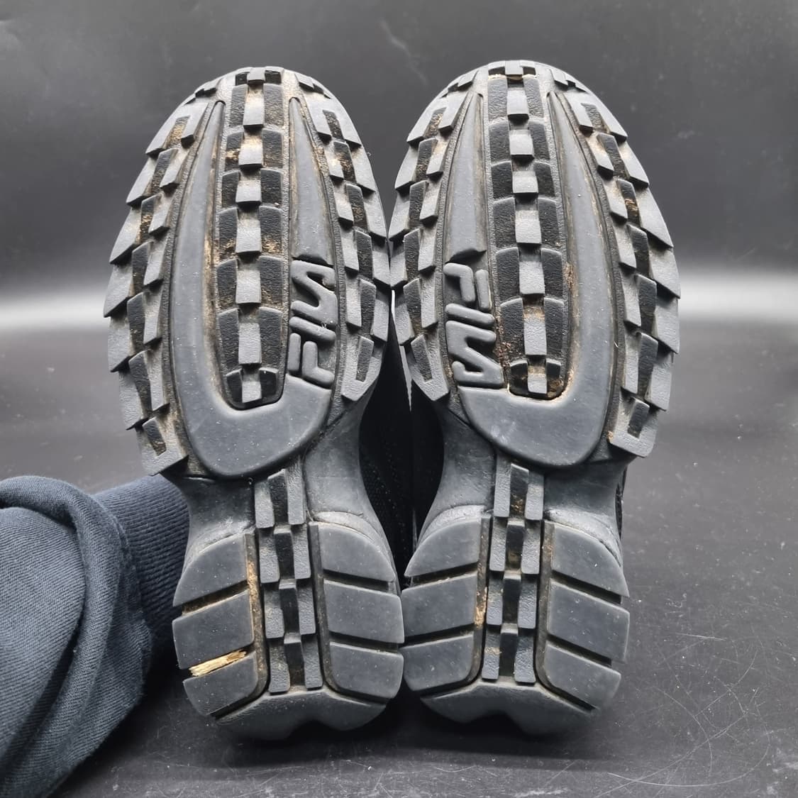 휠라 디스럽터2 여성운동화230  상품이미지3