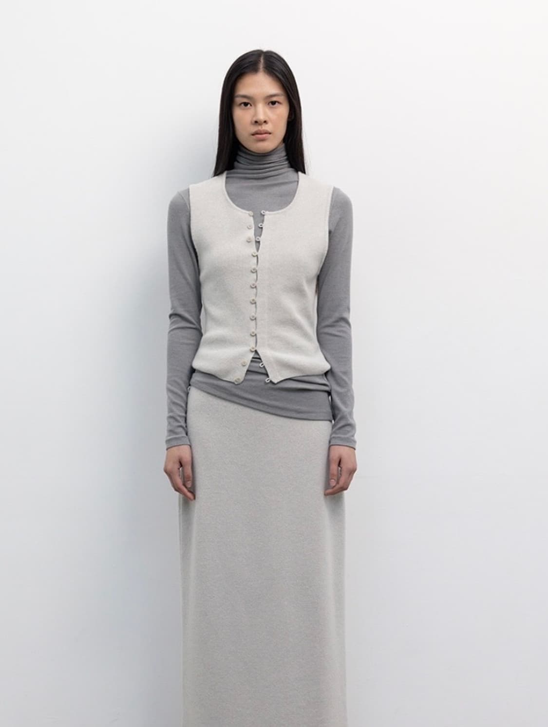 Le917 BUTTON DOWN SLEEVELESS KNIT TOP 상품이미지1