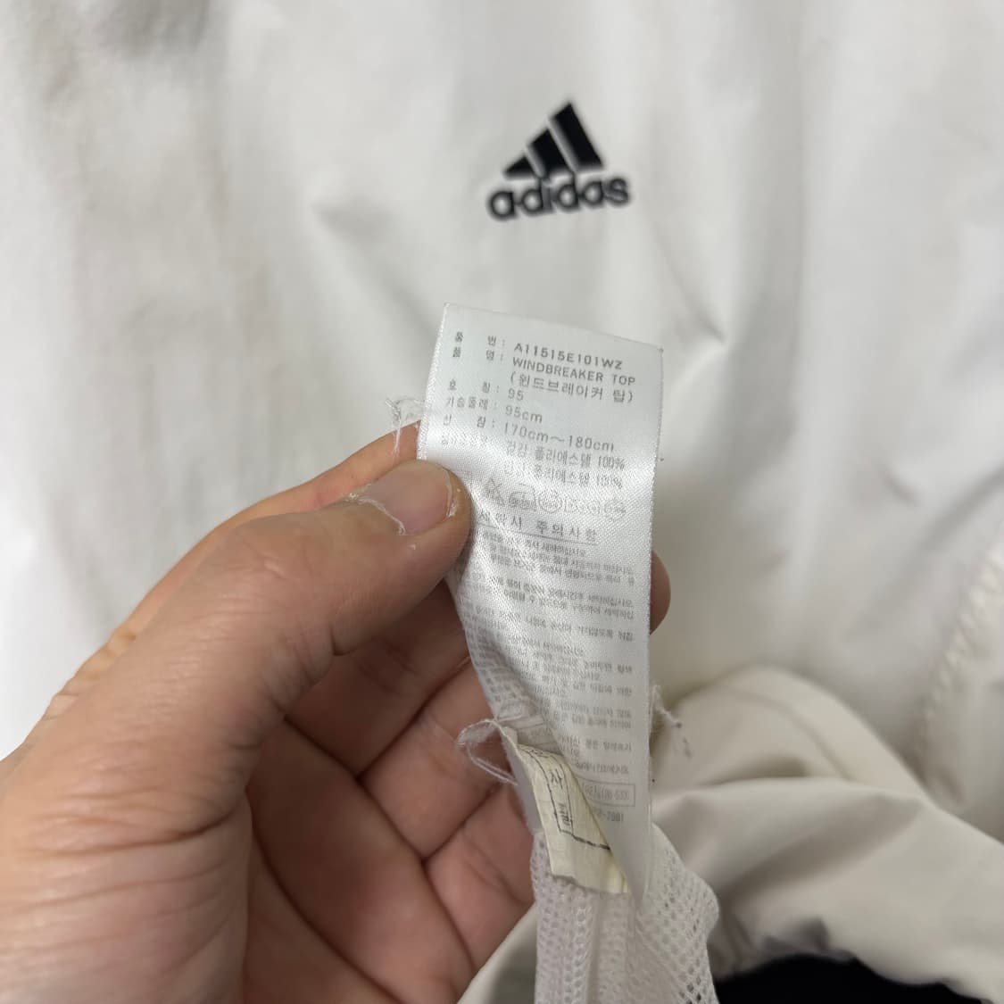 아디다스 화이트 올드스쿨 웜업 상품이미지4