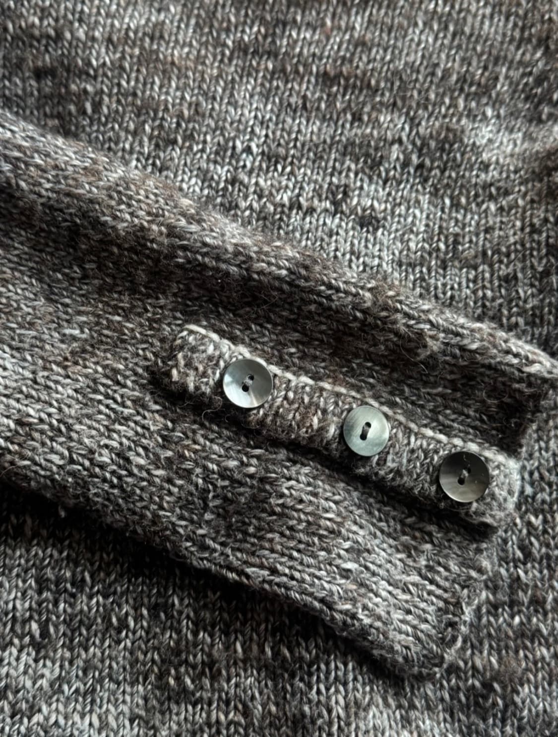 캐서린 햄넷 Katherine Hamnett 브이넥 알파카울 니트 M 상품이미지3