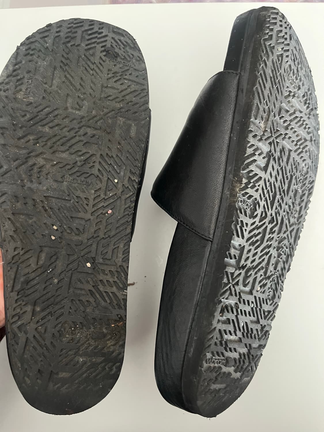 정품) 생로랑 슬리퍼 37 상품이미지4