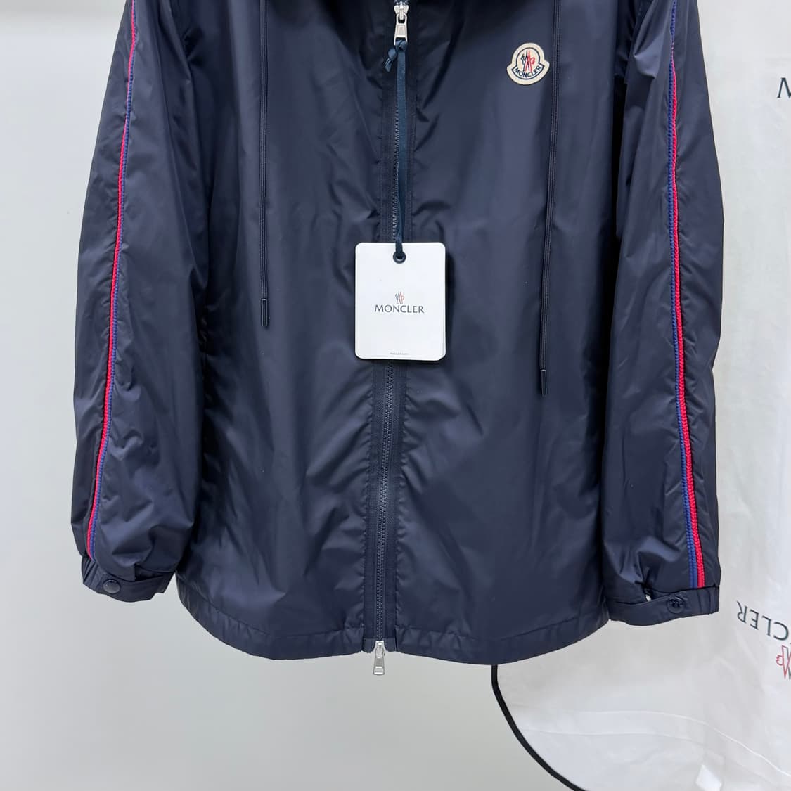 [S+급/6] 몽클레어 하타브 바람막이 자켓 상품이미지3