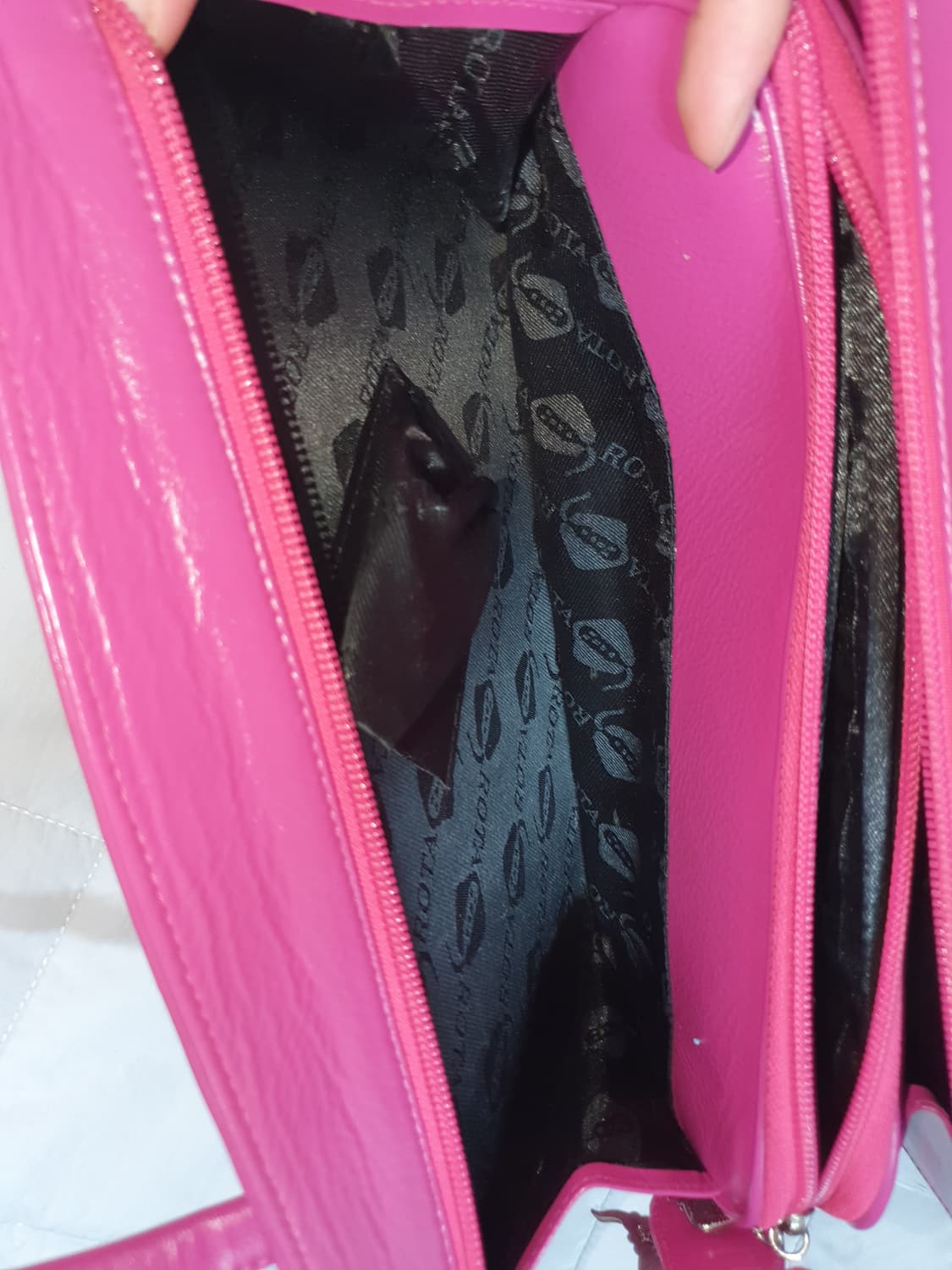 로타(Rota) 가오리가죽 AUGUST 핑크 탑핸들 토트백 상품이미지10