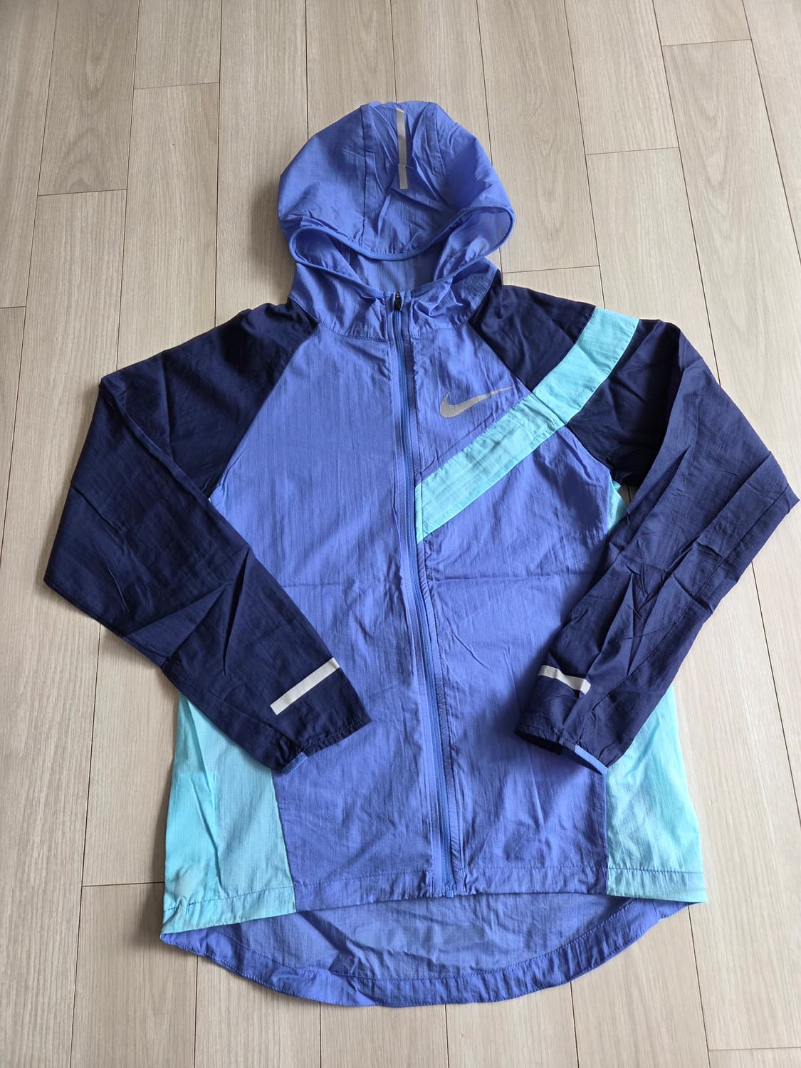 나이키 초경량 바람막이 10-12세  상품이미지1
