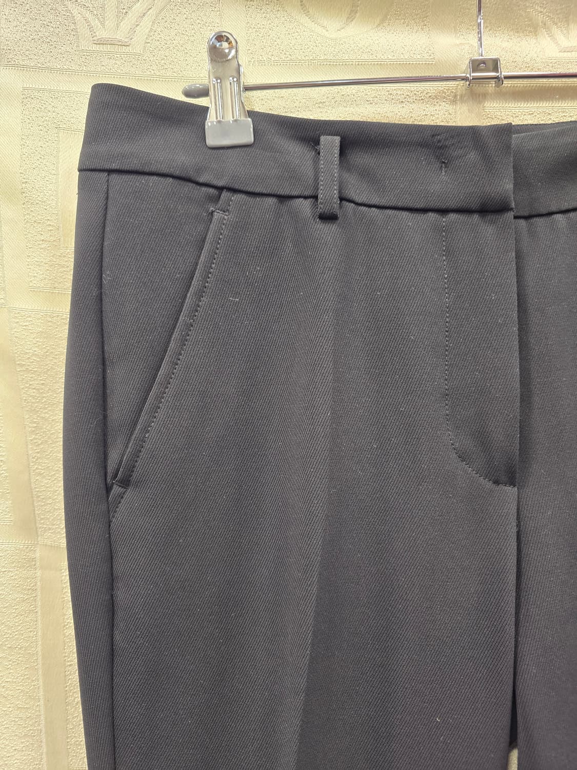 거의새거) 아르마니 꼴레지오니 Armani 여성 블랙 슬랙스 38(S) 상품이미지2