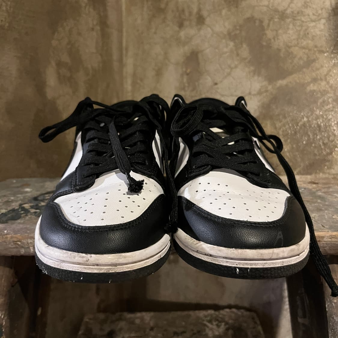 나이키 덩크 로우 검흰 상품이미지2