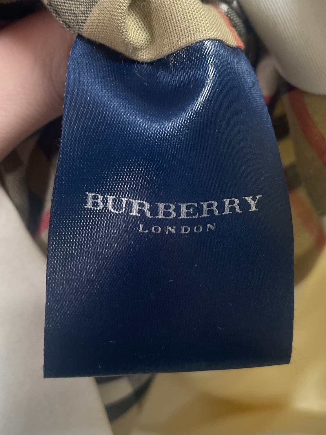 버버리 크림아이보리 노바체크 하프 자켓 (on.148) 상품이미지8