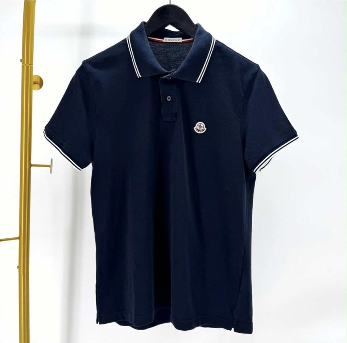 몽클레어 카라 반팔티 상품이미지1