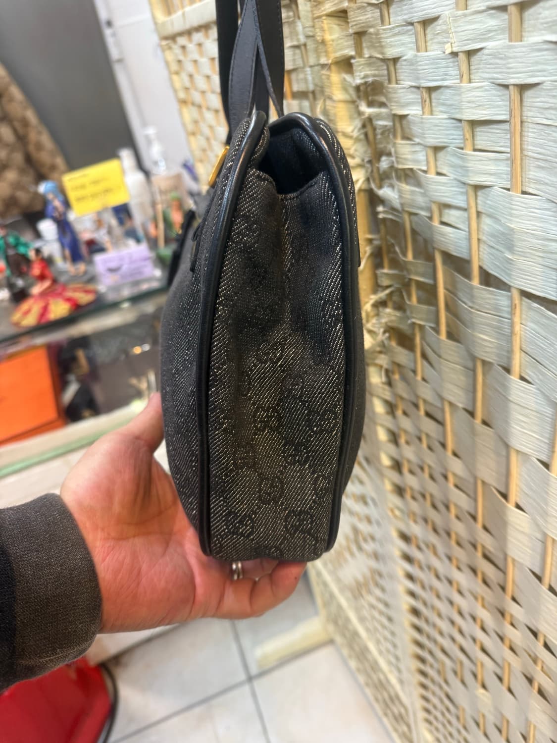 정품 구찌 캔버스 숄더백 팝니다 상품이미지3