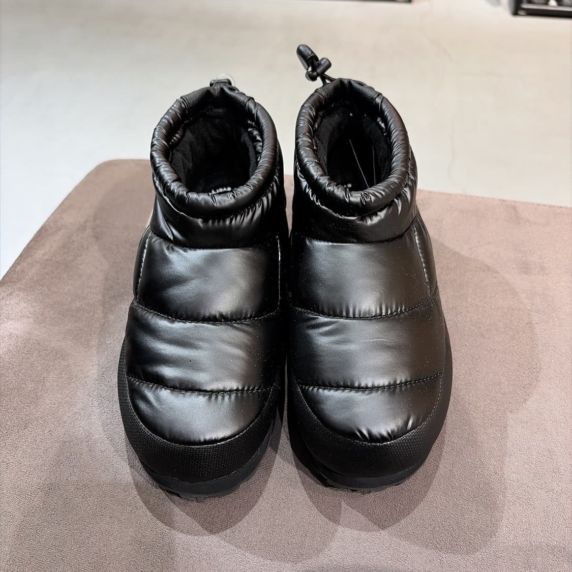 (정품/새상품) KLOGG 클로그 여성 블랙 퍼피 미니 패딩 부츠 상품이미지2