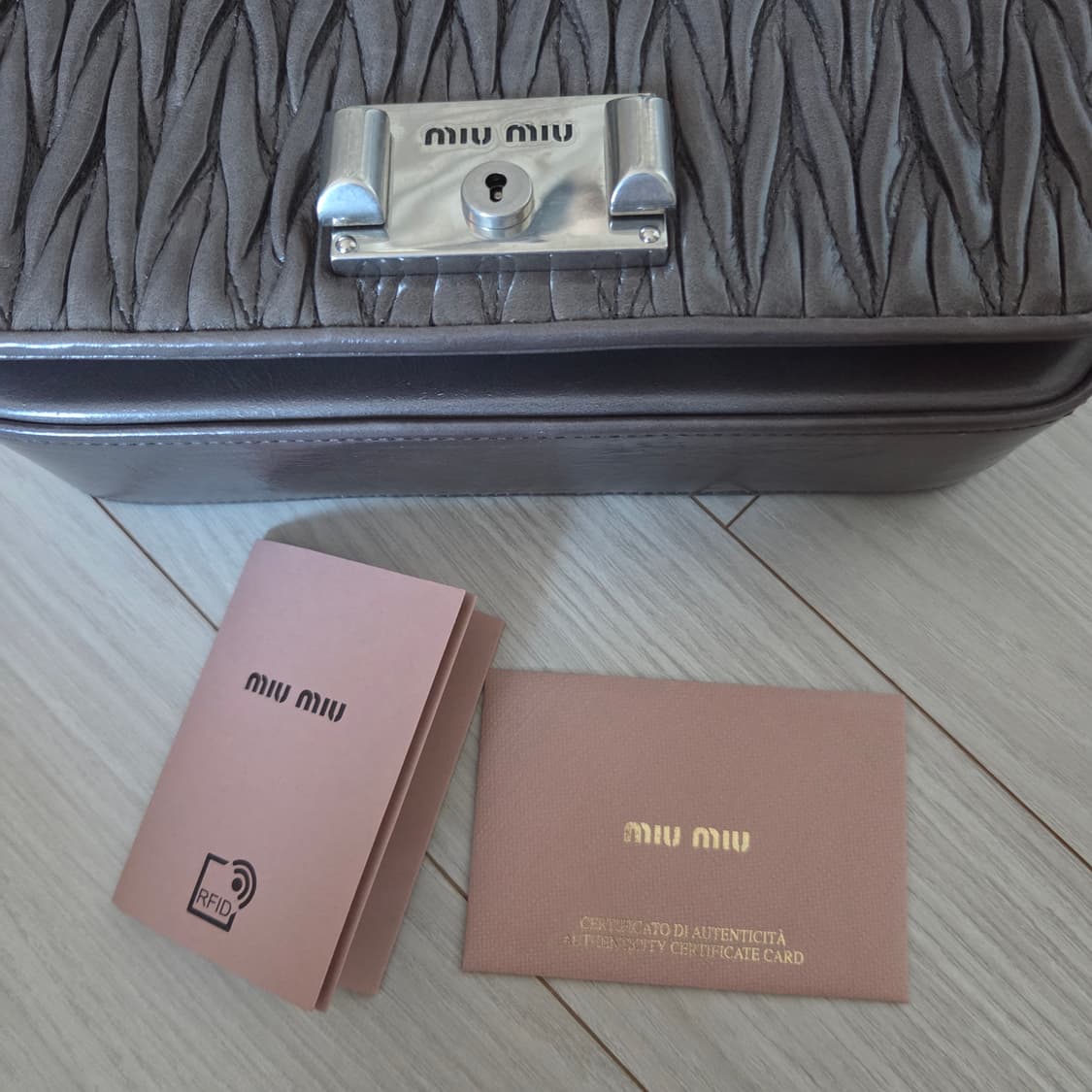 미우미우 마틀라세 체인 숄더백 뮤뮤 5BD153 상품이미지2