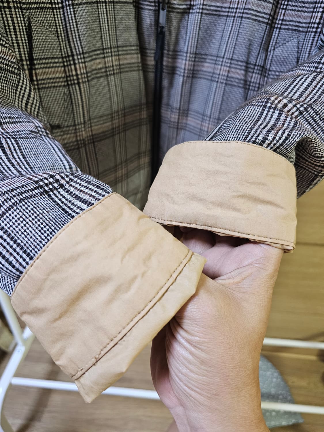 휴고보스 리버시버블 방수 기능 체크 자켓 상품이미지7
