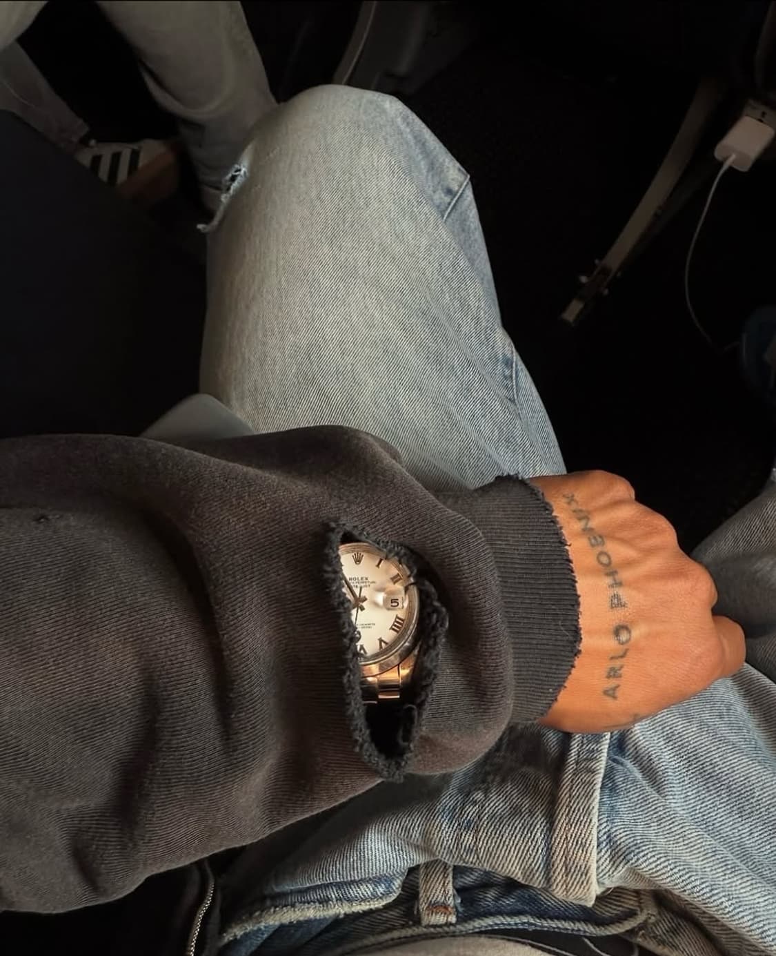 아킴보 WATCH-PEEKER 후디 상품이미지1