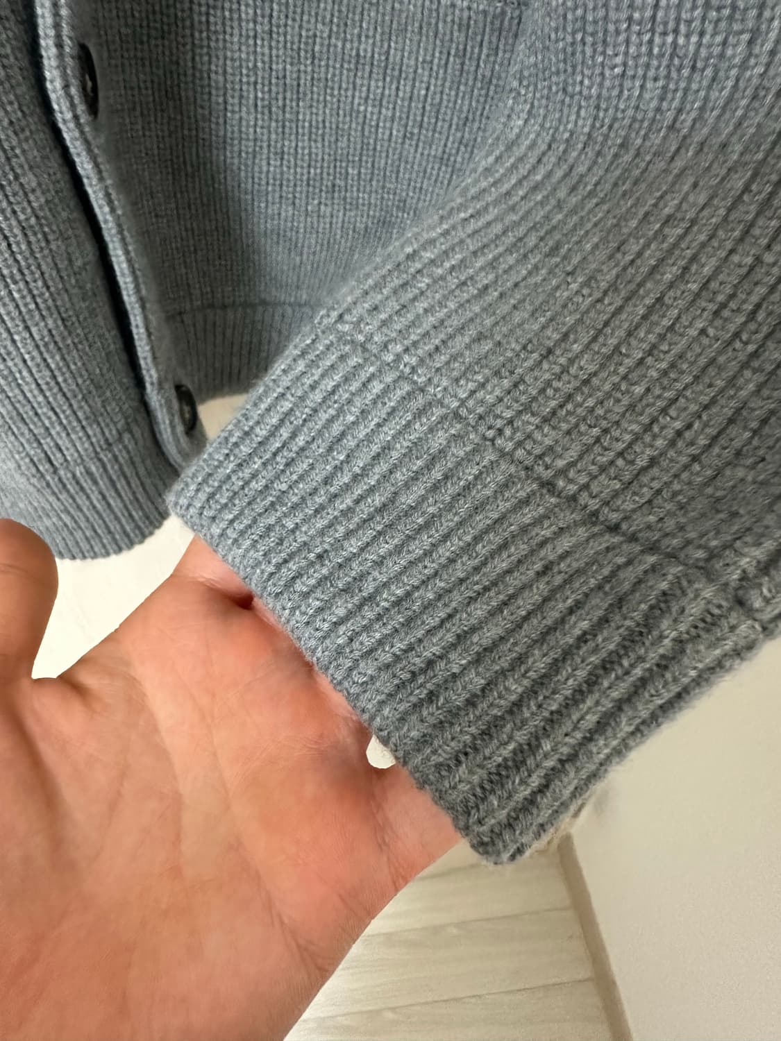 홀리선 아네트 가디건 M사이즈 판매합니다. 상품이미지7