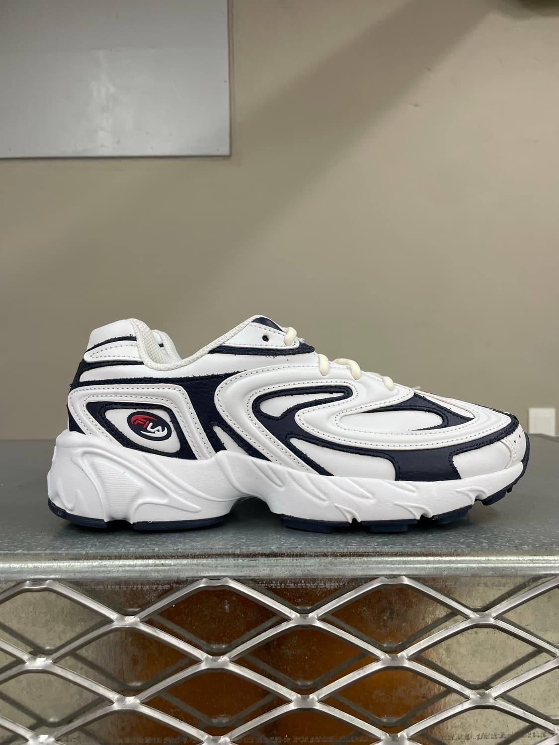 필라 버자드 2000 화이트 250 상품이미지4