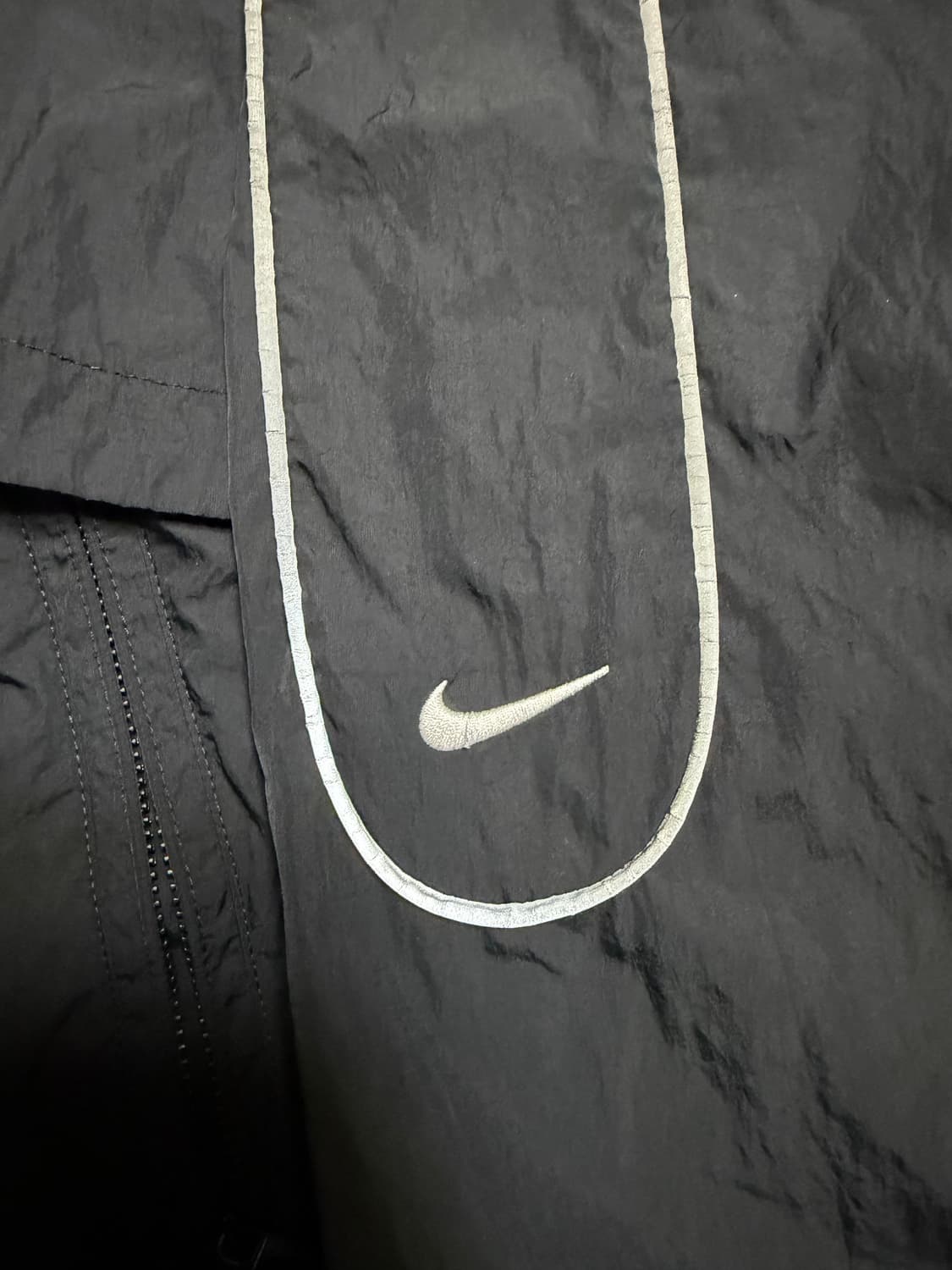 나이키 NSW 솔로 스우시 우븐 트랙 자켓 블랙 상품이미지3