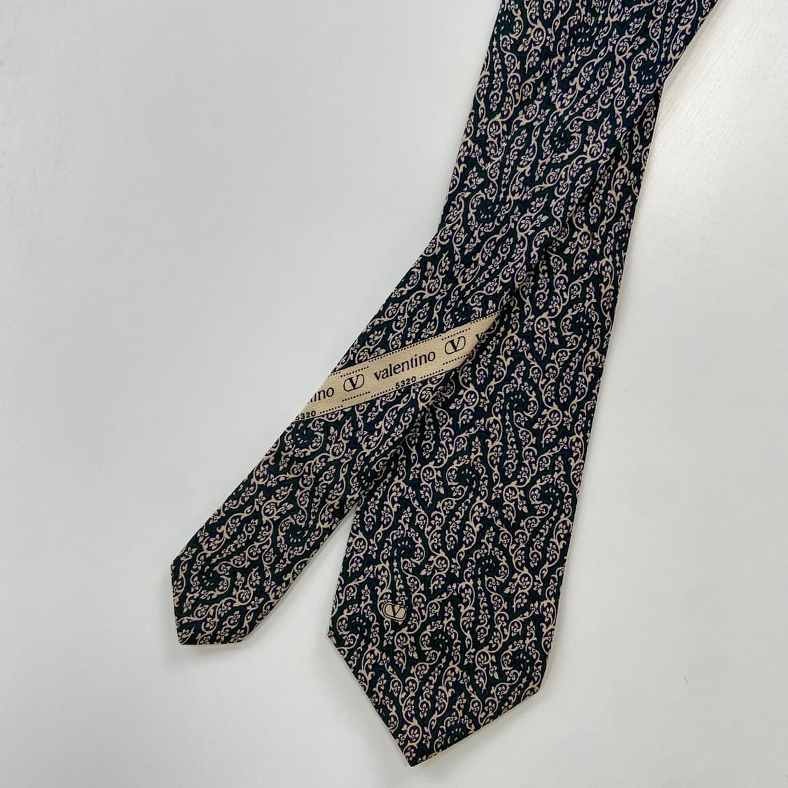발렌티노(VALENTINO) 정품 명품 넥타이 8.3cm 상품이미지3